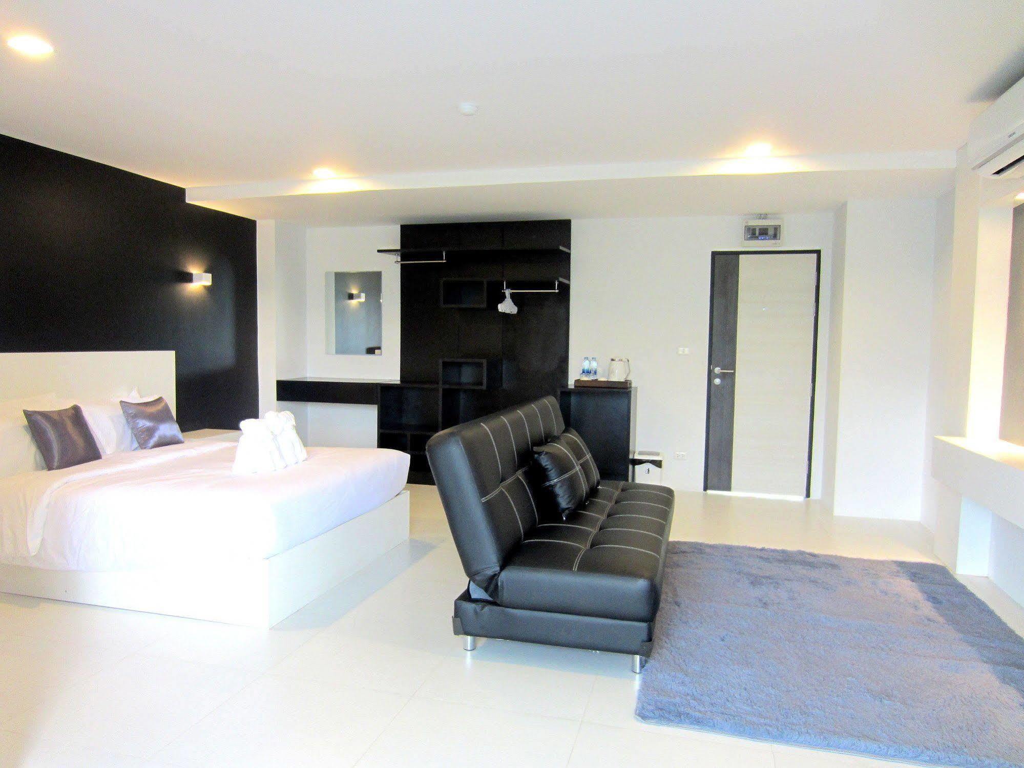 The Luna Compass Hotel 3*